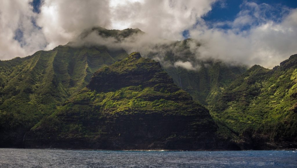 mountains of hawaii